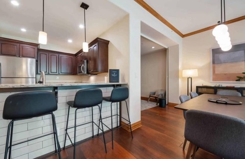 Beaver Creek Condo | Oxford Court 207 - 2 Bedroom plus Den Residence