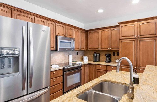 Beaver Creek Condo | Oxford Court 210 - Upscale Mountain Elegance