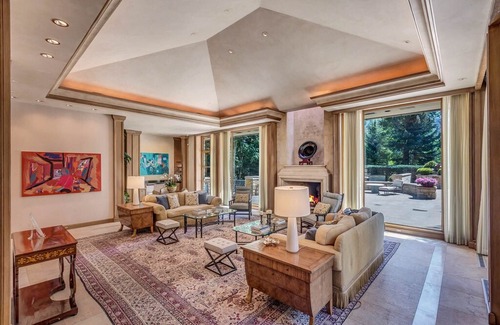 Red Mountain House | Palatial Red Mountain Estate | Waterfalls & Entertaining Space