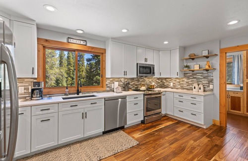 Blue River House | Peace and Quiet Just Minutes from Breckenridge