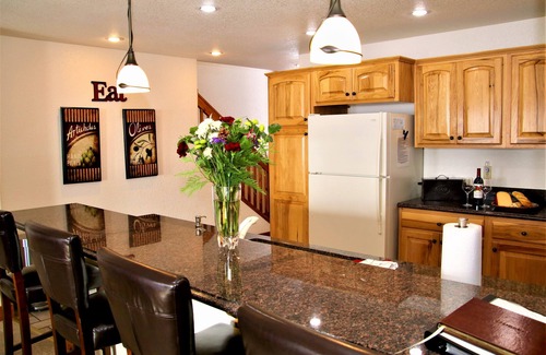Grand Lake House | Peaceful,Lakeview on Lake Granby,Hot Tub,3 decks,10min RMNP & grand lk,BBQ Grill