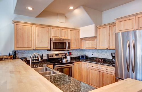 Warrior's Mark Condo | Penthouse Breckenridge condo, walk to downtown, next to lifts, beautiful views!