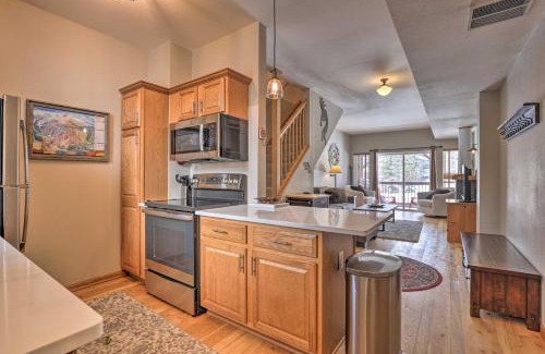 Fraser Apartment | Pet-Friendly Fraser Condo with Community Hot Tub