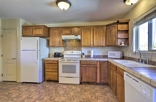 Grand Junction House | Pet-Friendly Grand Junction Townhome w/Yard!