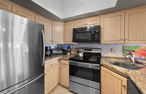 East Village at Copper Condo | Pet-Friendly Ski-In/Out by Lift/Golf Course with Hot Tub - FP310