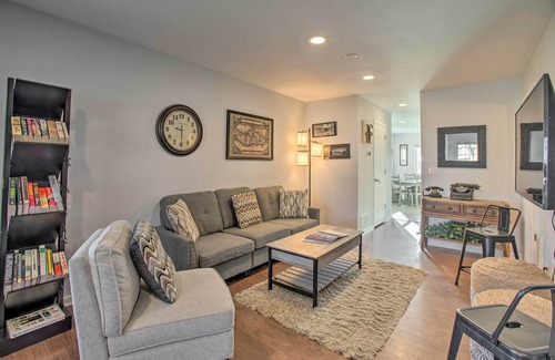 Barths House | Pet-Friendly Townhome w/ Hot Tub, 5 Mi to LoDo!