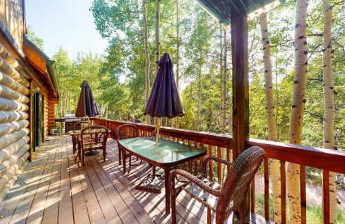 Divide House | Pikes Peak Retreat