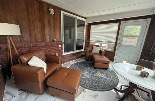 Cimarron Hills House | Pikes Peak view Retreat Sleeps 10 + Private Yard