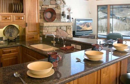 Mountain Village Apartment | PINE MEADOWS 138 by Exceptional Stays