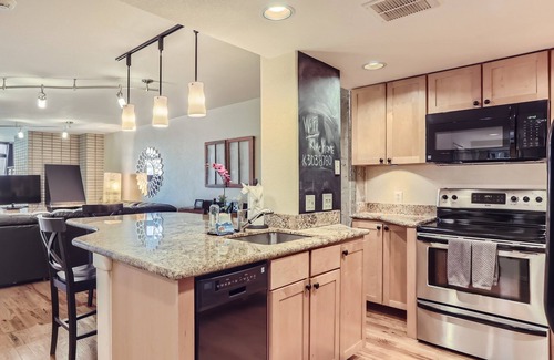 Downtown Denver Condo | Prime location Downtown Denver Cozy 2-bedroom condo in peaceful Denver