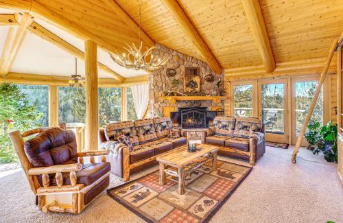 Florissant House | Private Fishing Pond Mtn-View Home in Florissant!