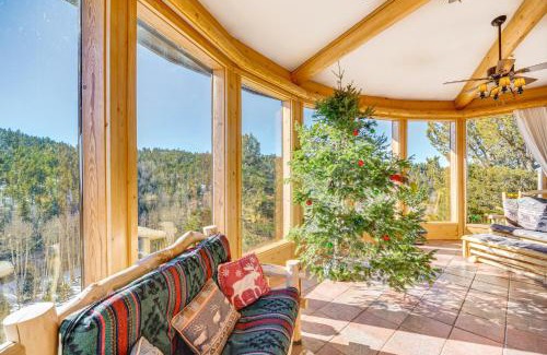 Florissant House | Private Fishing Pond Mtn-View Home in Florissant!