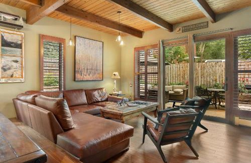 Eagle-Vail House | Private Hot Tub, Pet Friendly, Beds for any group dynamic