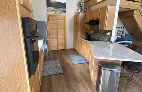 Buena Vista House | Private house:2 acres & river access *No pet fee!