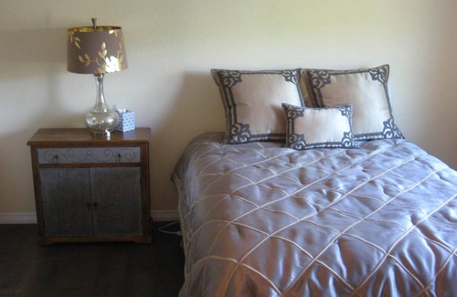 Chatfield Bluffs Resort | Private room ∙ 2 guests