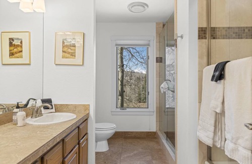 Mountain Village Resort | Private room ∙ 1 bedroom ∙ 2 guests