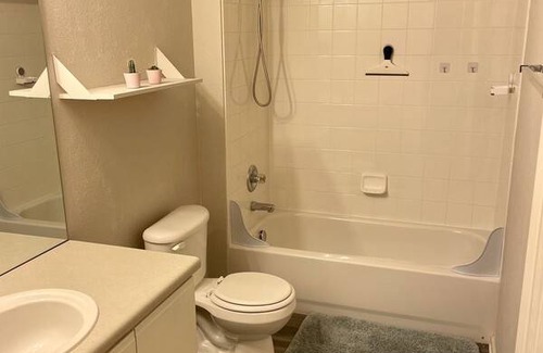 Lowry Field Resort | Private room ∙ 1 guest