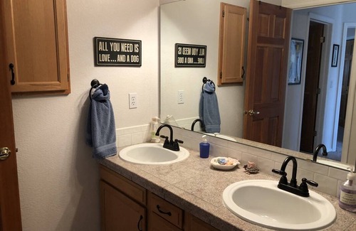 Lafayette Resort | Private room ∙ 2 guests