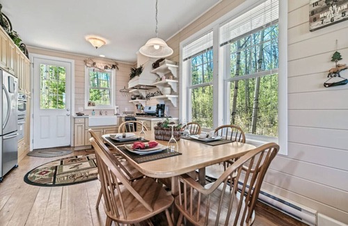 Warm Springs Cabin | Private Secluded Cabin Unbelievable Views