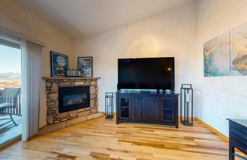 Wildernest House | Prospector Village 105C