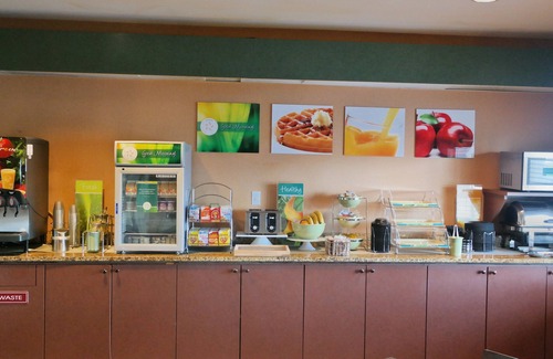 Loveland Hotel | Quality Inn & Suites Loveland