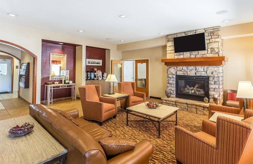 Loveland Hotel | Quality Inn & Suites Loveland