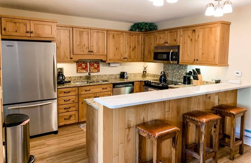 Vail Condo | Quiet Colorful Fall! 3 Nights 10% off Now into November