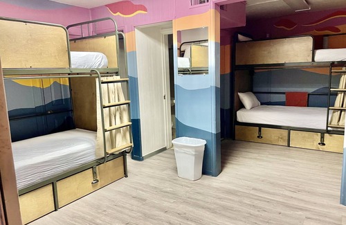 Central Colorado Springs Hostel | RAD Hostel