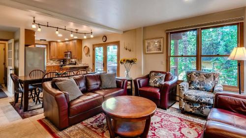 Weisshorn House | Ravens Call Chalet