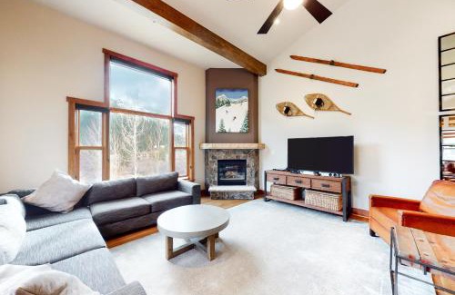 Keystone House | Red Hawk Townhome 2350
