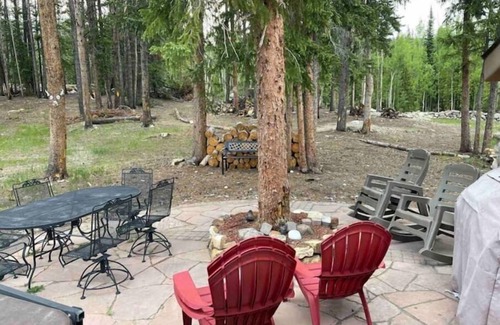 Alma House | Reel Mountain Getaway with Stocked Private Pond