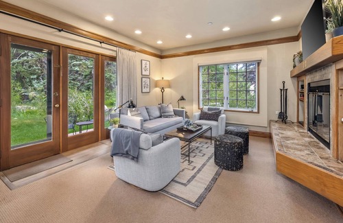 Beaver Creek Condo | Relaxing Slopeside Suite
