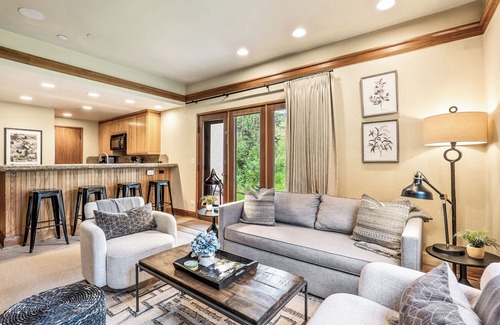 Beaver Creek Condo | Relaxing Slopeside Suite
