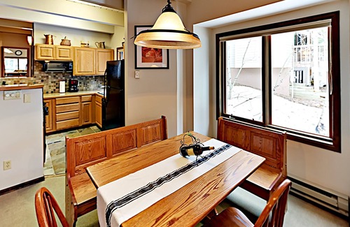 Steamboat Springs House | Remodeled, 3-Story Townhome with Private Sauna & Gas Fireplace - Near Lifts