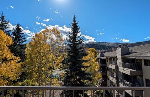 Avon Condo | Remodeled Condo w/FREE WiFi, Parking, Heated Pool, Hot Tubs, Skier Shuttles