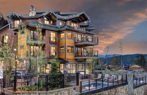 Peak 8 Condo | Resort Luxury w/Spas&Pools&Movie Room