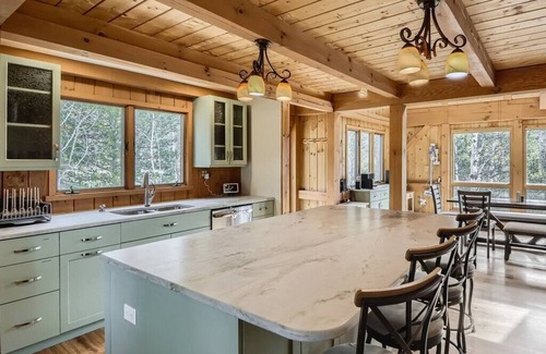 Woodland Park Cabin | *Retreat GEM! -NEW Outdoor Area- Tranquil Acres*