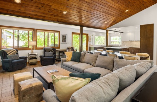 Snowmass Village House | Retreat Home w/ hot tub, on shuttle route for access to slopes and trails!