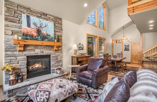 Estes Park House | River Rock Retreat – Townhome on Fall River, Near RMNP Entrance – EV #6032