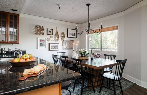 Peak 9 House | Rocker by AvantStay | Gorgeous Ski-In Ski-Out Cabin in Heart of Breck