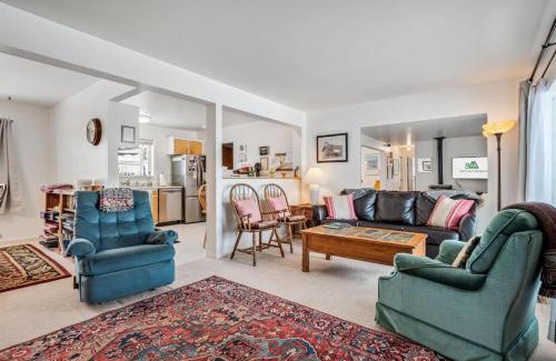 Leadville North House | Rocky Mountain Getaway For Budget Travelers