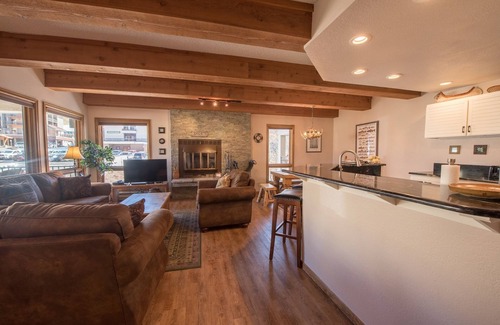 Crested Butte Condo | Rustic-Contemporary 3Br With Great Views! by RedAwning