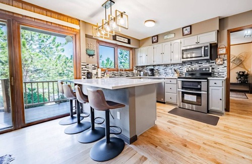 Carriage Hills House | SALE! Hot tub, views, huge home near National Park