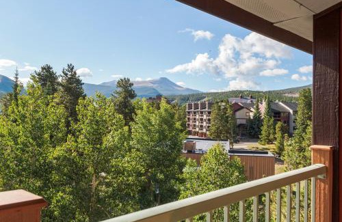 Historic District Apartment | Sawmill Creek Condo 403 by Great Western Lodging