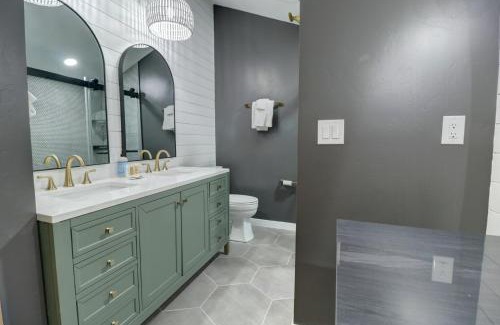 Copper Mountain Village Apartment | SB206 Snowbridge 2Br 2Ba condo