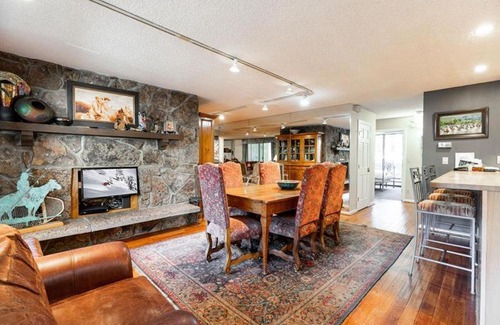 Vail Apartment | Scorpio Condo Steps to Village Base