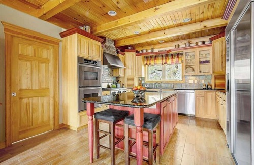 Morrison House | Secluded and Spacious Mountain Getaway - 30-Day
