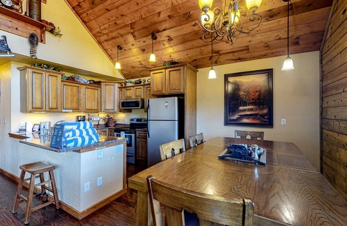 Cripple Creek House | Secluded Mountain Escape W/Full Kitchen, free WiFi, & More