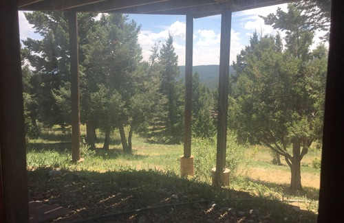 Boulder House | Serene Sugarloaf Mountain Retreat Room with Stunning Continental Divide Views
