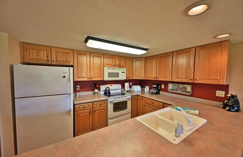 Grand Lake Apartment | Shadow Mountain Yacht Club #2 Condo